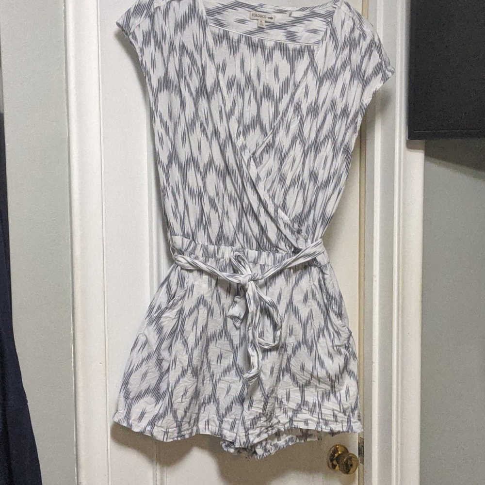 Toad and Co Romper XL